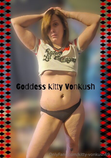 Kitty Vonkush69 hübsche erotische galerien