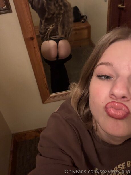 Sexyfoxy Ana erwachsene schöne archiv