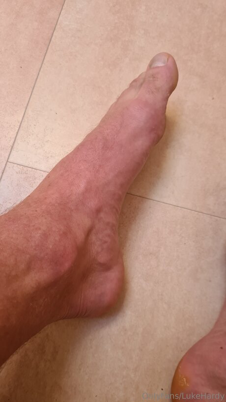 Lukehardy top erotische bild