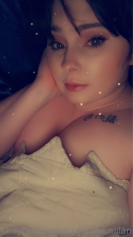 Kateanne Milan sexy nackte bilder