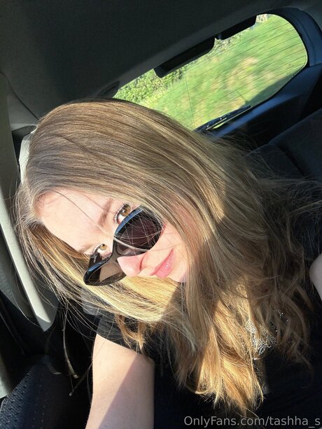 Tashha S pornostar heiße bilder