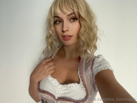 Mia Kunzmann kunst top bilder