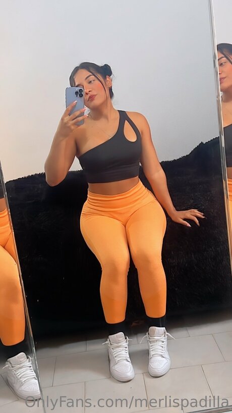 Miafantasy schauspielerin heiße foto