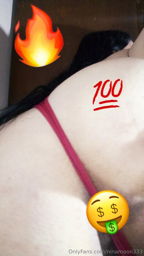 Ninamoon333 model nacktheit galerie