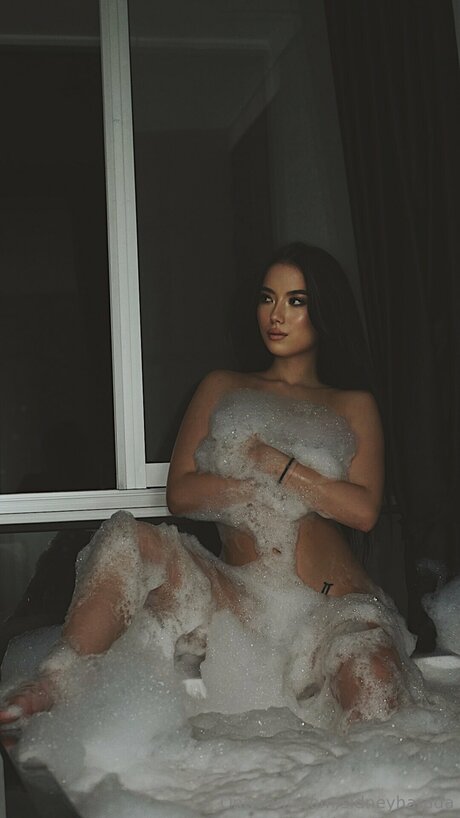 Sidneyharada exklusive sex galerie