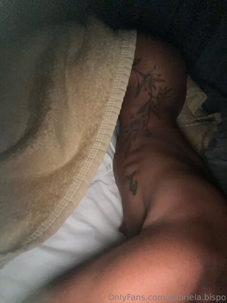 Gabriela Bispo freie akt archiv