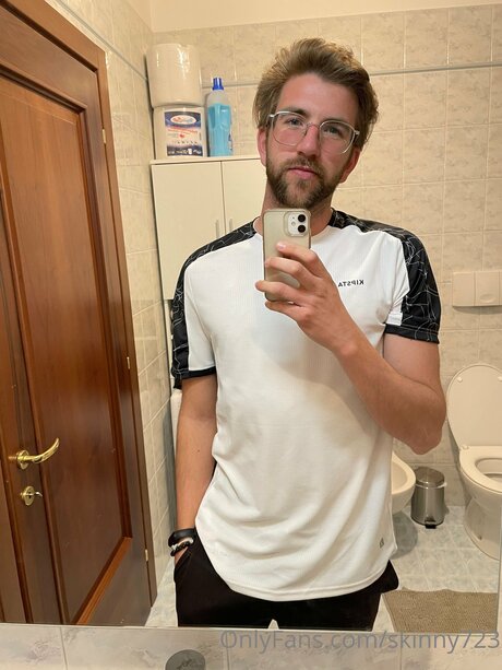 Skinny723 erwachsene heiße fotos