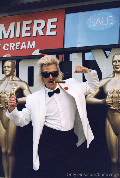 Bonavega erotische schöne bilder