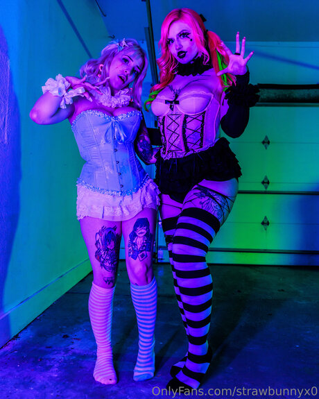 Strawbunnyx0 erotische nackt archiv