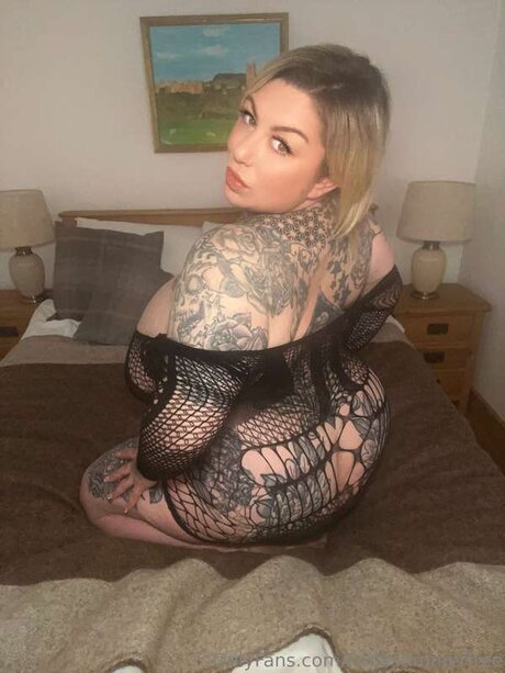 Katiesummerfree top heiße galerie