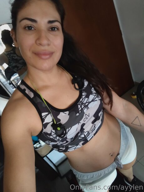 Ayylen nacktheit bilder