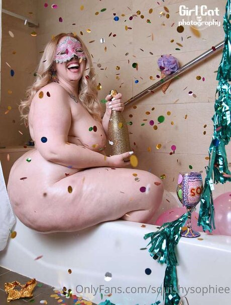 Squishysophiee model sexy foto