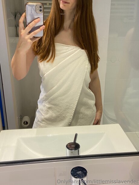 Littlemisslavender pornostar freie foto