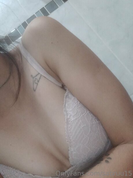 Sabruu15 erwachsene xxx foto