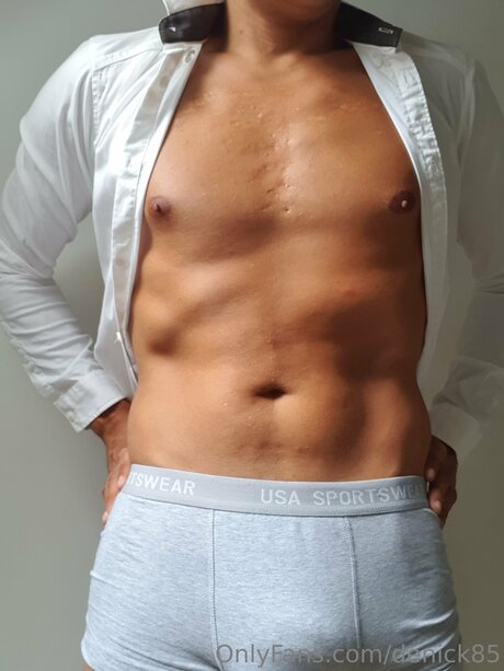 Denick85 nackten pornostar bilder