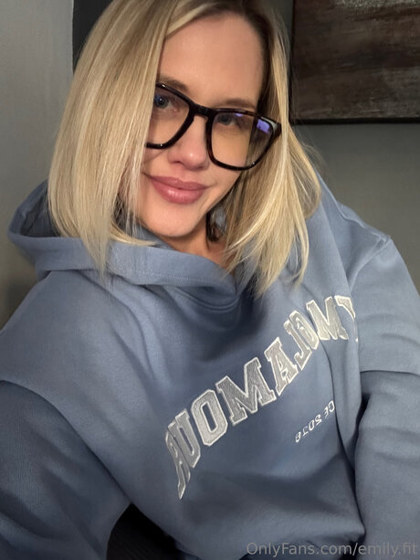 Emily Andersen porno erwachsene galerie