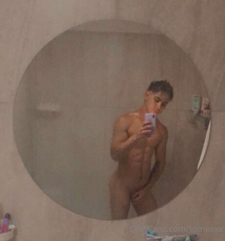 Tomxxxs xxx nackte archiv