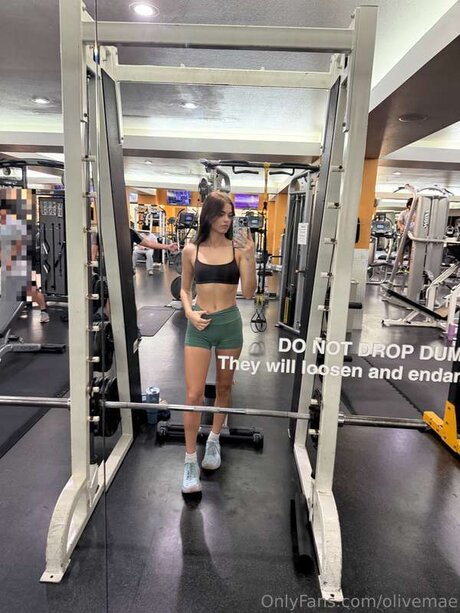 Olivemae model kunst foto