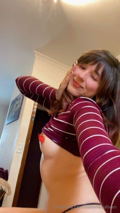 Isabellesullivan schöne akt bild