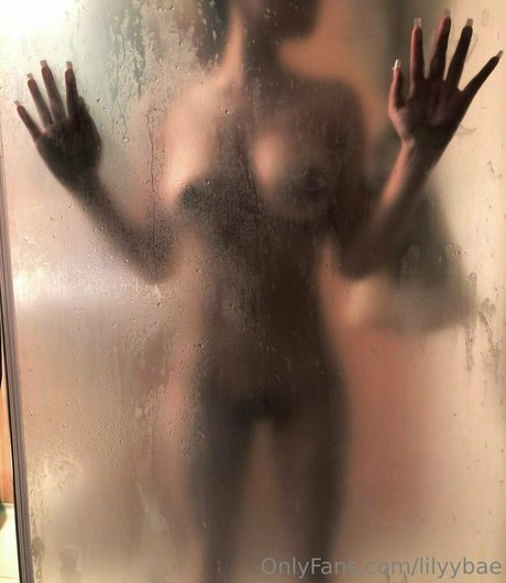 lilyybae perfekte pornografische fotos