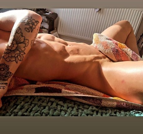 Lois Pacitto kunst porno galerie