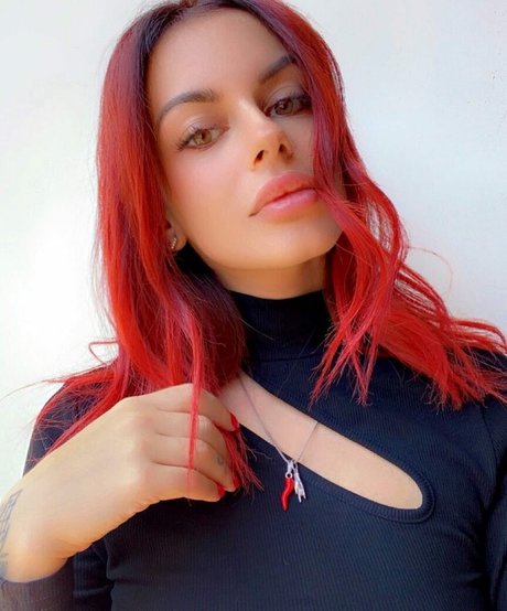 marika93xx hübsche schöne bild