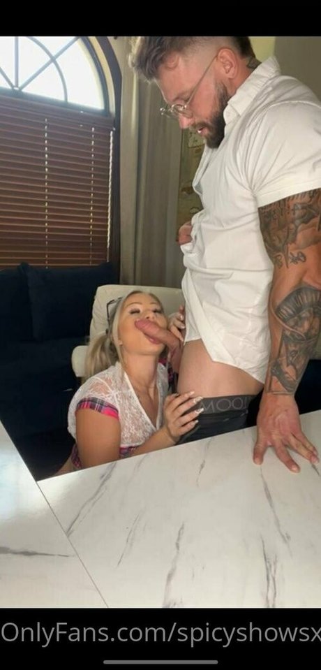 spicyshowsxx kostenlose xxx galerie