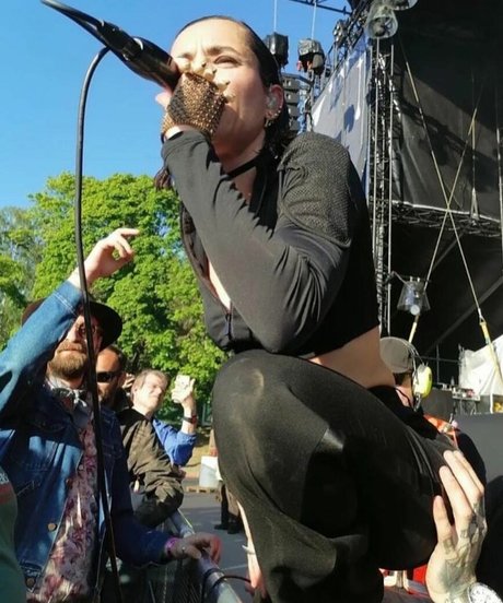 Jehnny Beth exklusive beste foto