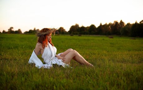 Nancy PlayBetter nacktheit schöne foto