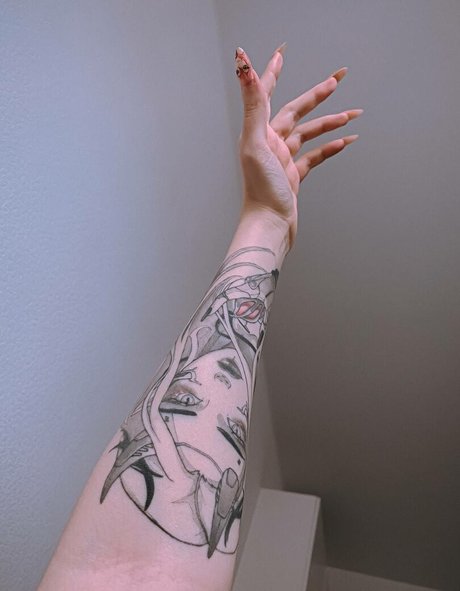 Vell Felice erotische top bild