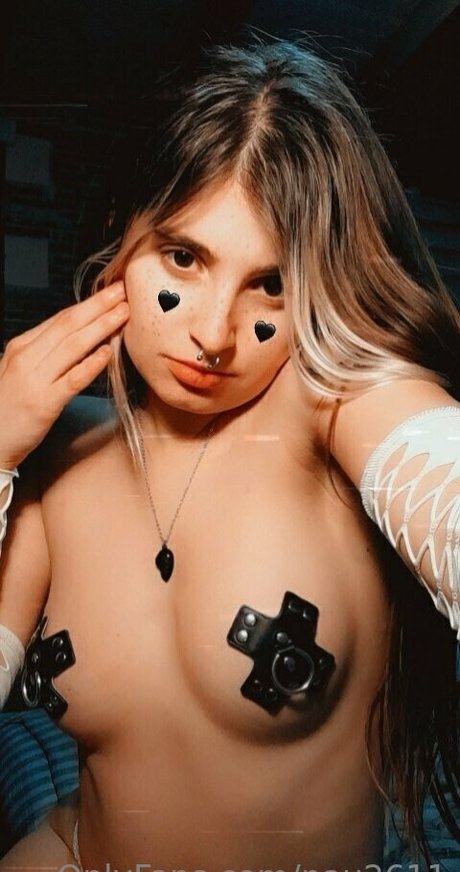 pau2611 top nackten foto