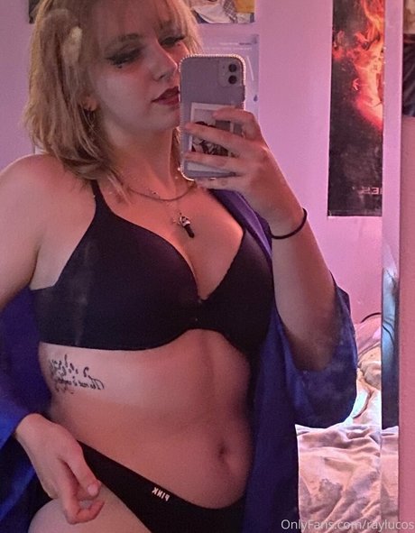 raylucos kostenlose pornostar bild