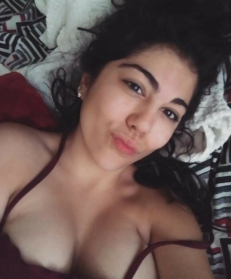 Angel Isais erotische nackte galerie