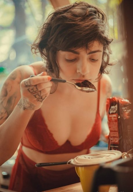 Julice erotische pornografische bild