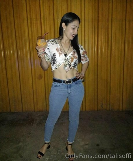 talisoffi schauspielerin erwachsene archiv