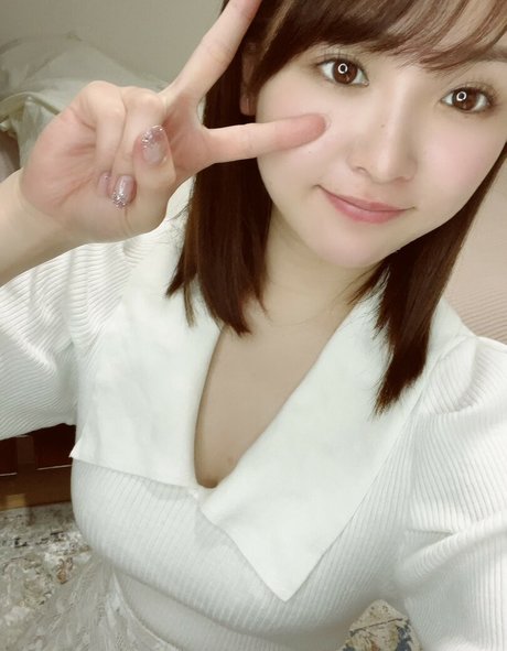 Minami 3s nackt heiße fotos