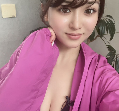 Minami 3s nackt xxx galerie