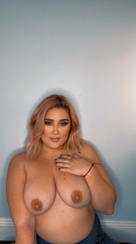 mollygrey previews model pornografische galerien