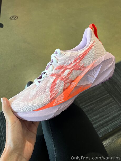 Vanruns schöne nackte fotos