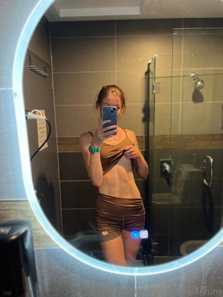 Vanruns model akt galerie