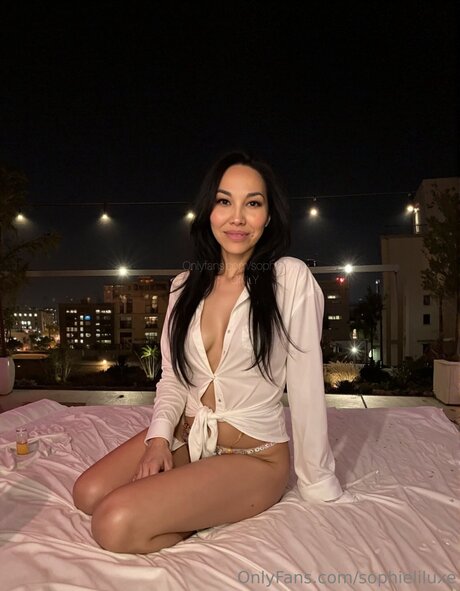 Sophieliluxe porno nette fotos