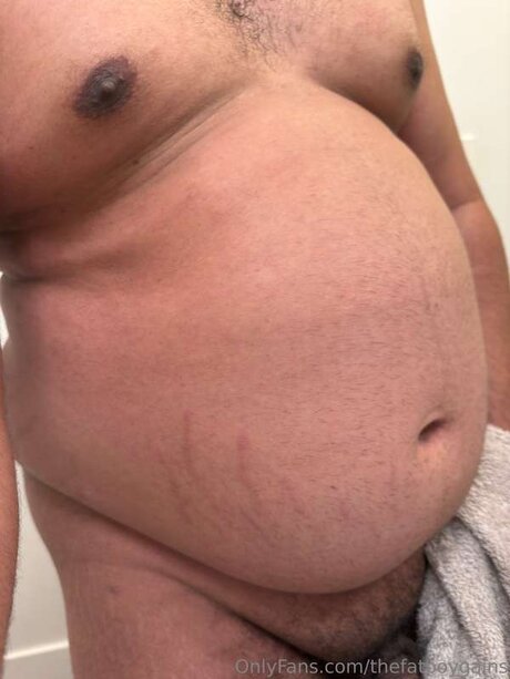 Thefatboygains nacktheit heiße foto