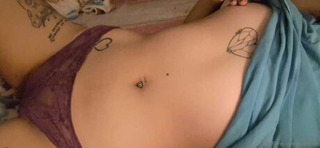 Xunyen erotische hd galerie