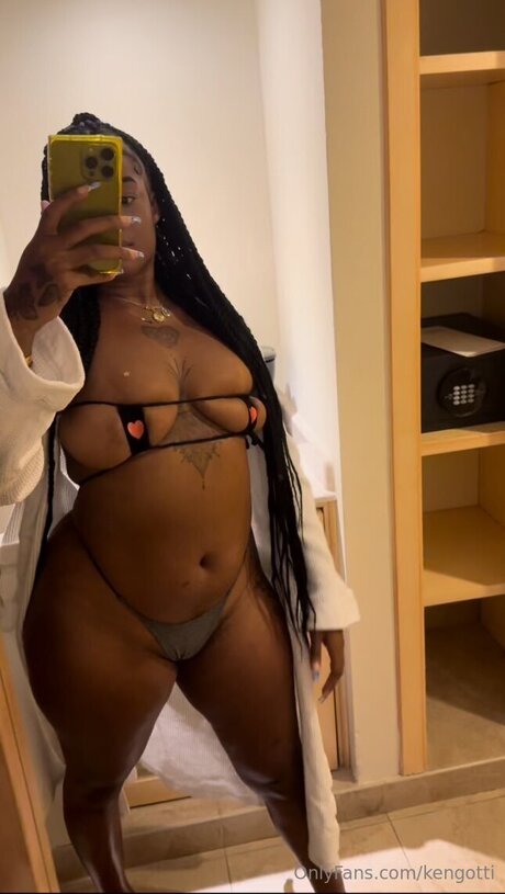 Kengotti top pornographische galerie