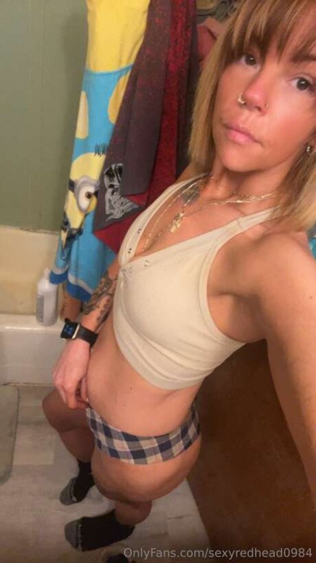 Sexyredhead0984 schöne pornostar foto