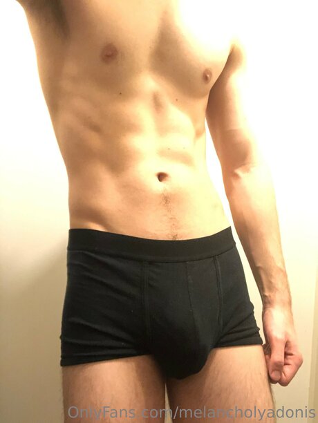 Melancholyadonis sexy nackte fotos