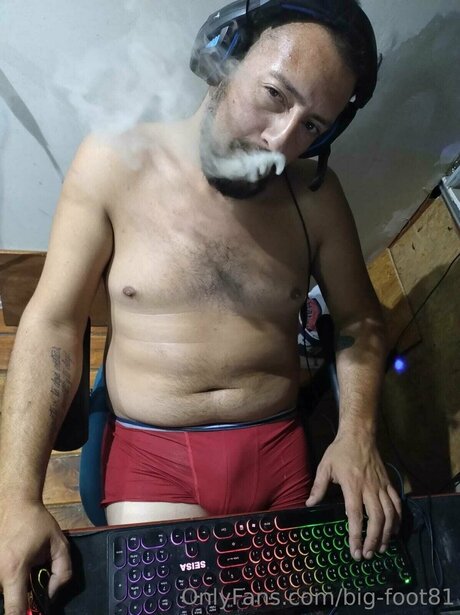 Big Foot81 pornografische fotos