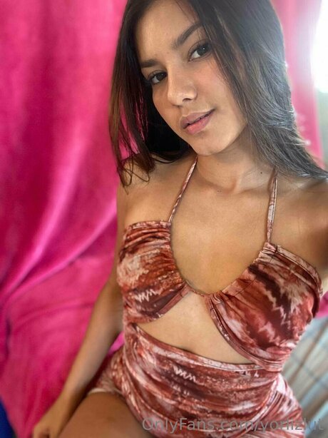 Yorlizlut xxx pornografische foto