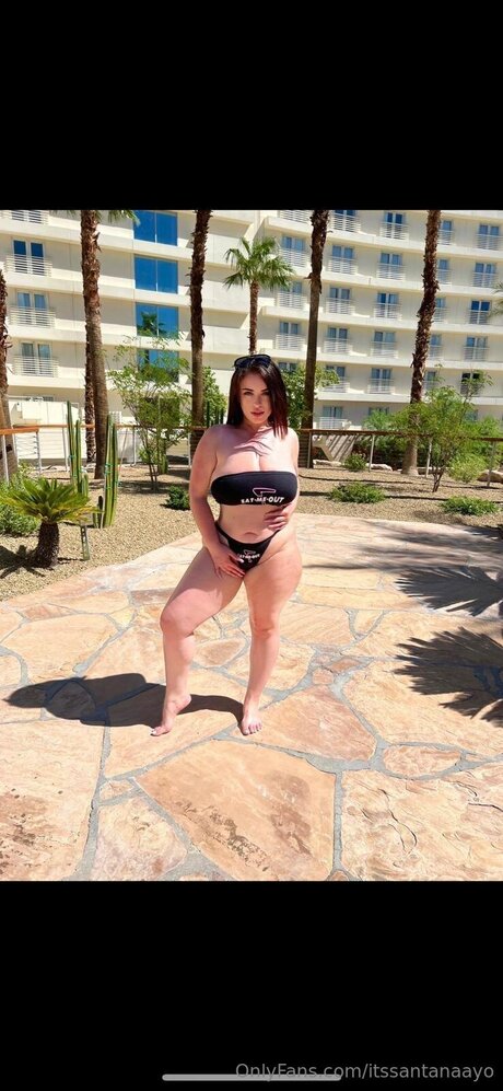 ebenholz falsche titten onlyfans schöne foto