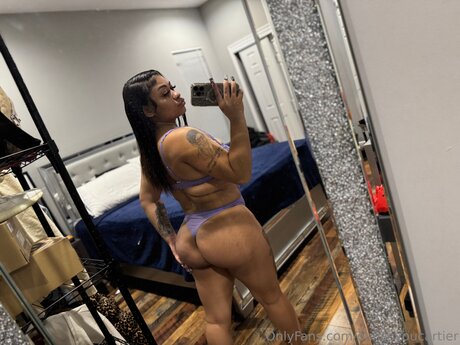 Ohhsoyoucartier erotische top foto